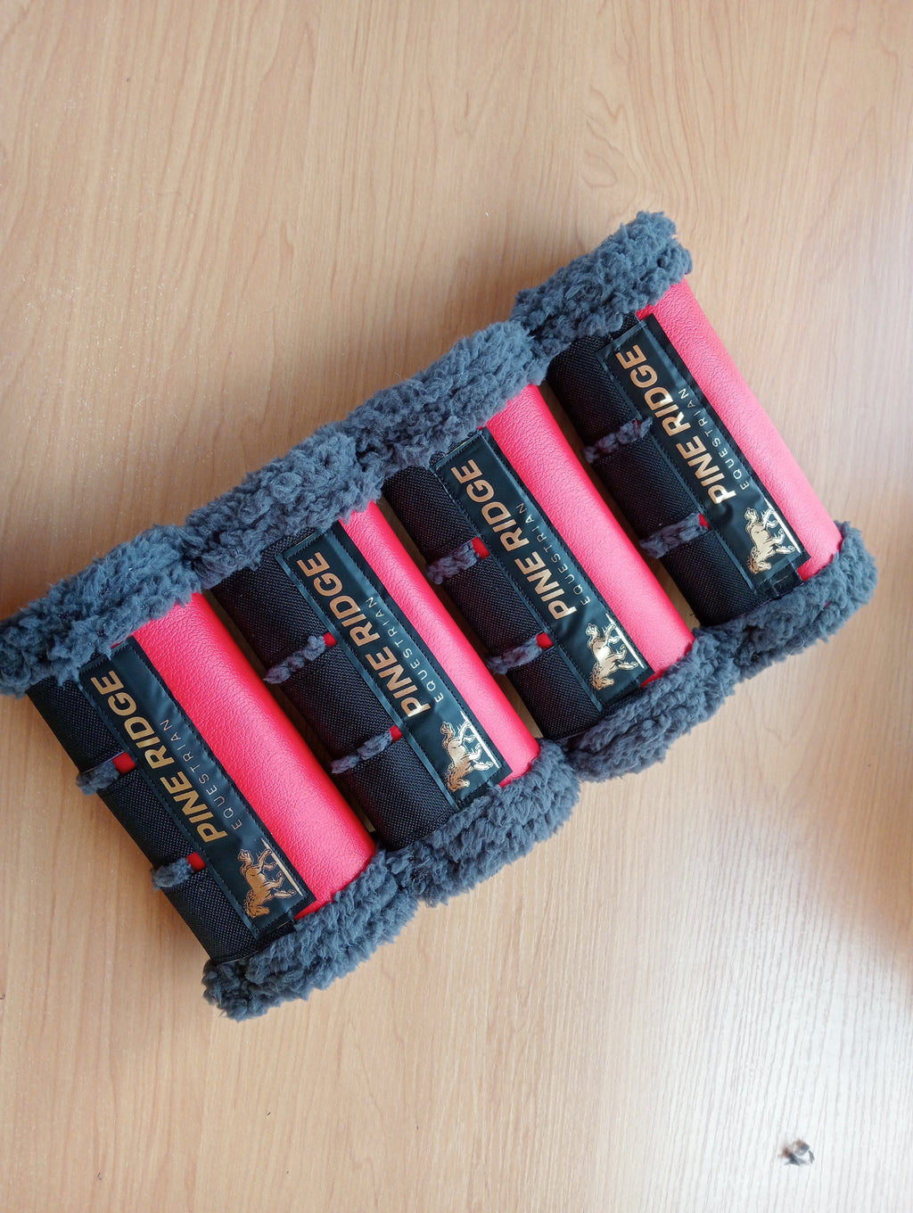 Hack Boots Red