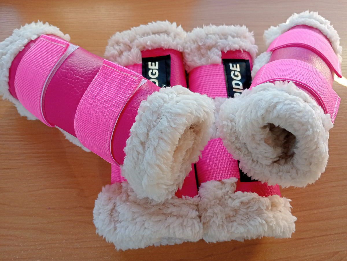 Boots - Pink Hack